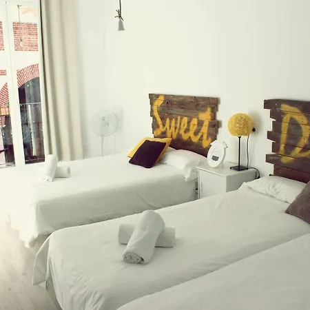 Dulces Dreams Boutique בית הארחה 3*